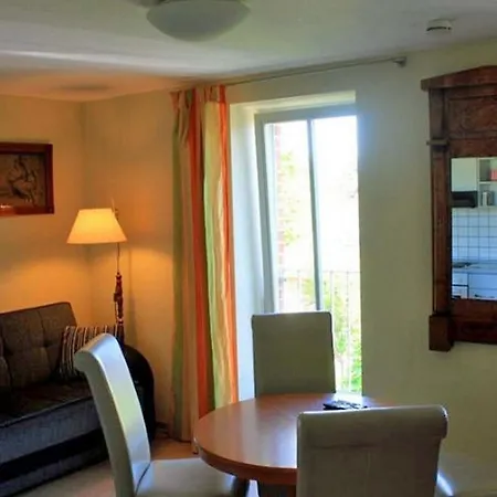 Apfelgarten Am Pfarrgarten Starkow